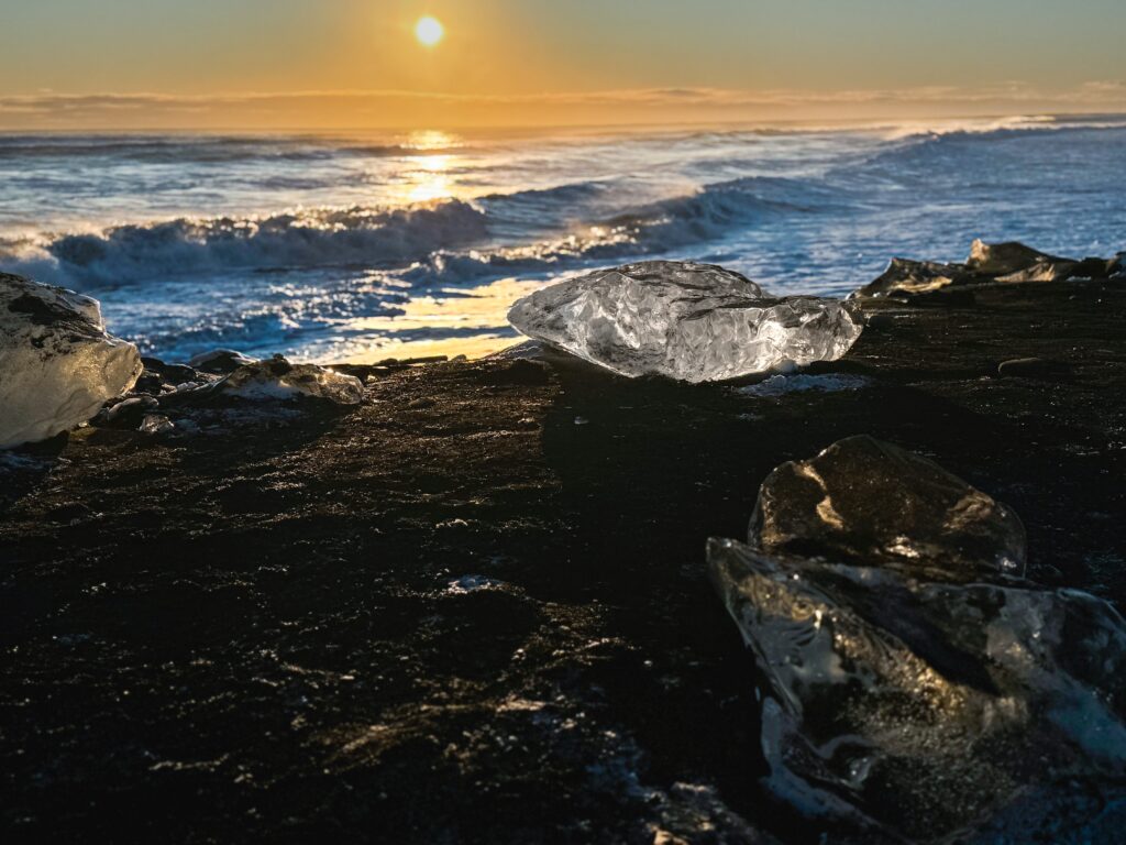 Midday sun at Diamond Beach